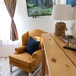 別荘 Malomvoelgyi Vendeghaz Balatonalmádi