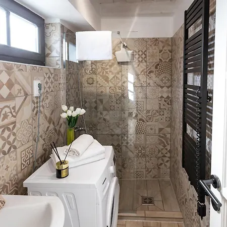 Malomvölgyi * Balatonalmádi