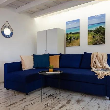 Malomvölgyi Balatonalmádi