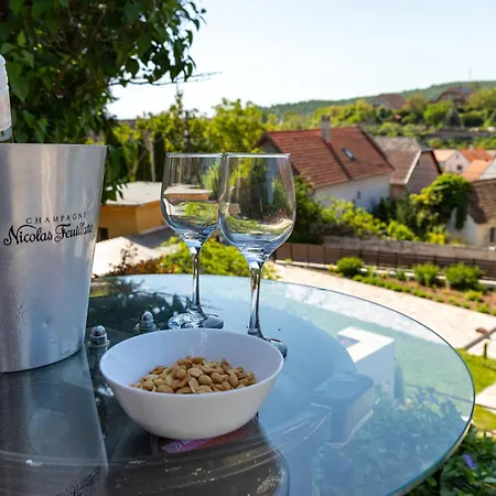 Malomvölgyi Hébergement de vacances Balatonalmádi