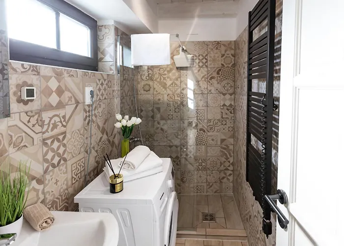 Malomvoelgyi Vendeghaz * Balatonalmádi