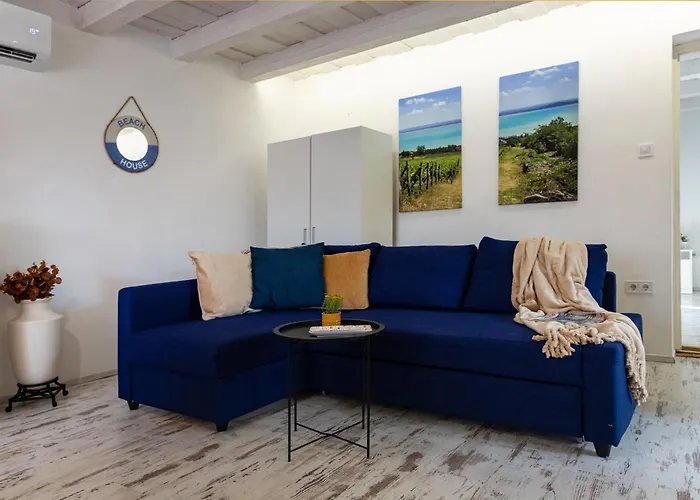 Malomvölgyi Balatonalmádi