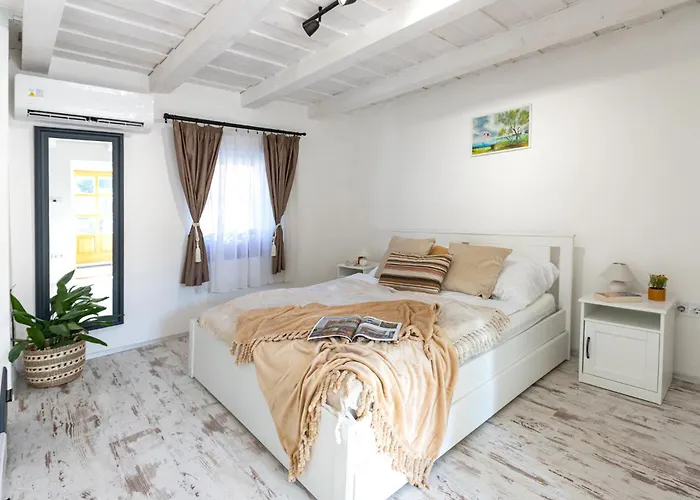 Malomvoelgyi Vendeghaz Vakantiehuis Balatonalmádi