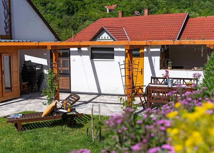 Malomvoelgyi Vendeghaz Vakantiehuis Balatonalmádi